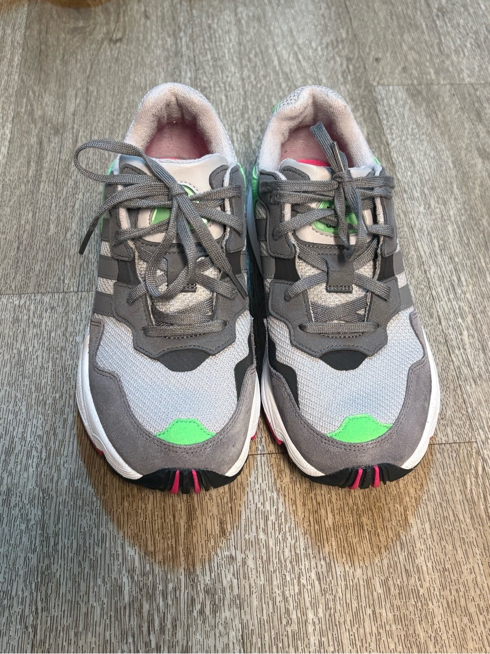 ADIDAS YUNG-96 BIG KIDS SNEAKERS SIZE 5.5